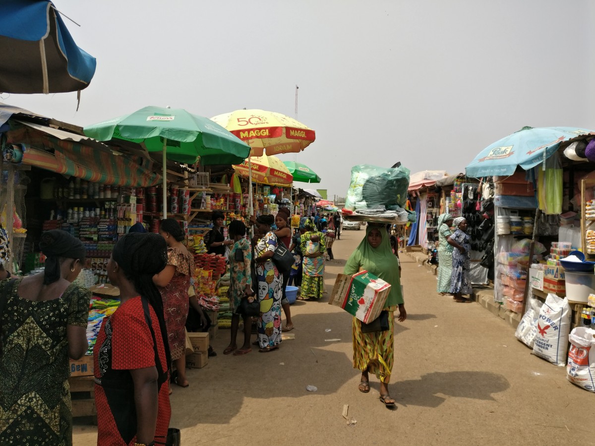Industries in Nigeria - Informal retail market in Nigeria